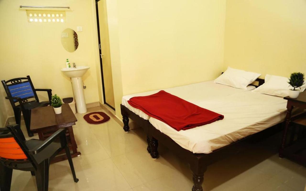 Hotel Megha Resort Hampi Extérieur photo