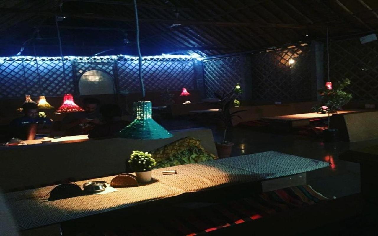 Hotel Megha Resort Hampi Extérieur photo